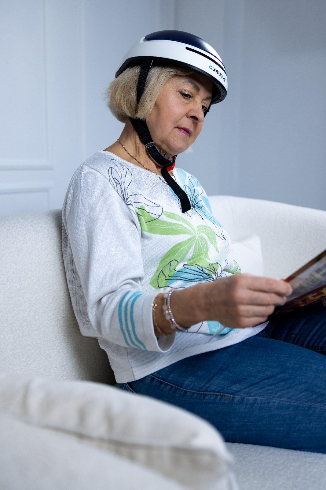 Haarausfall, Kahlheit, Haarwachstum durch LLLT-Laserhelm.